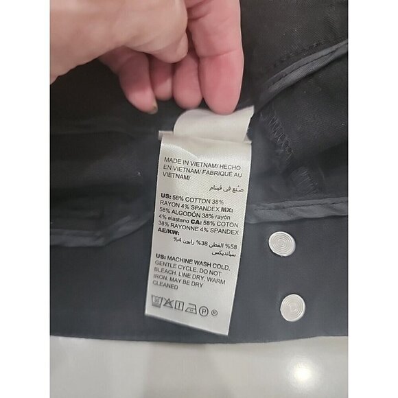 Chico's Pants Capri High Rise Straight Leg Black Women's 12 - Picture 6 of 6